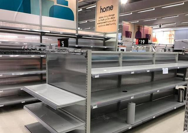 <b>“要啥啥没有”澳商场货架空空如也，只因中国货物未到</b>