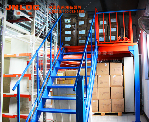 <b>仓库用仓储货架，还是选择晋隆货架定制</b>