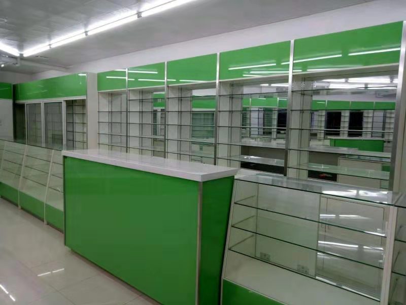 <b>药店（药品）货架在展示药品时需要遵守以下原则</b>