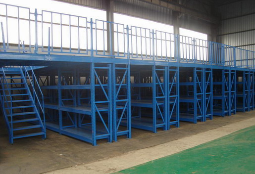 <b>阁楼式货架哪些不同于普通货架 阁楼货架的优势是什么</b>