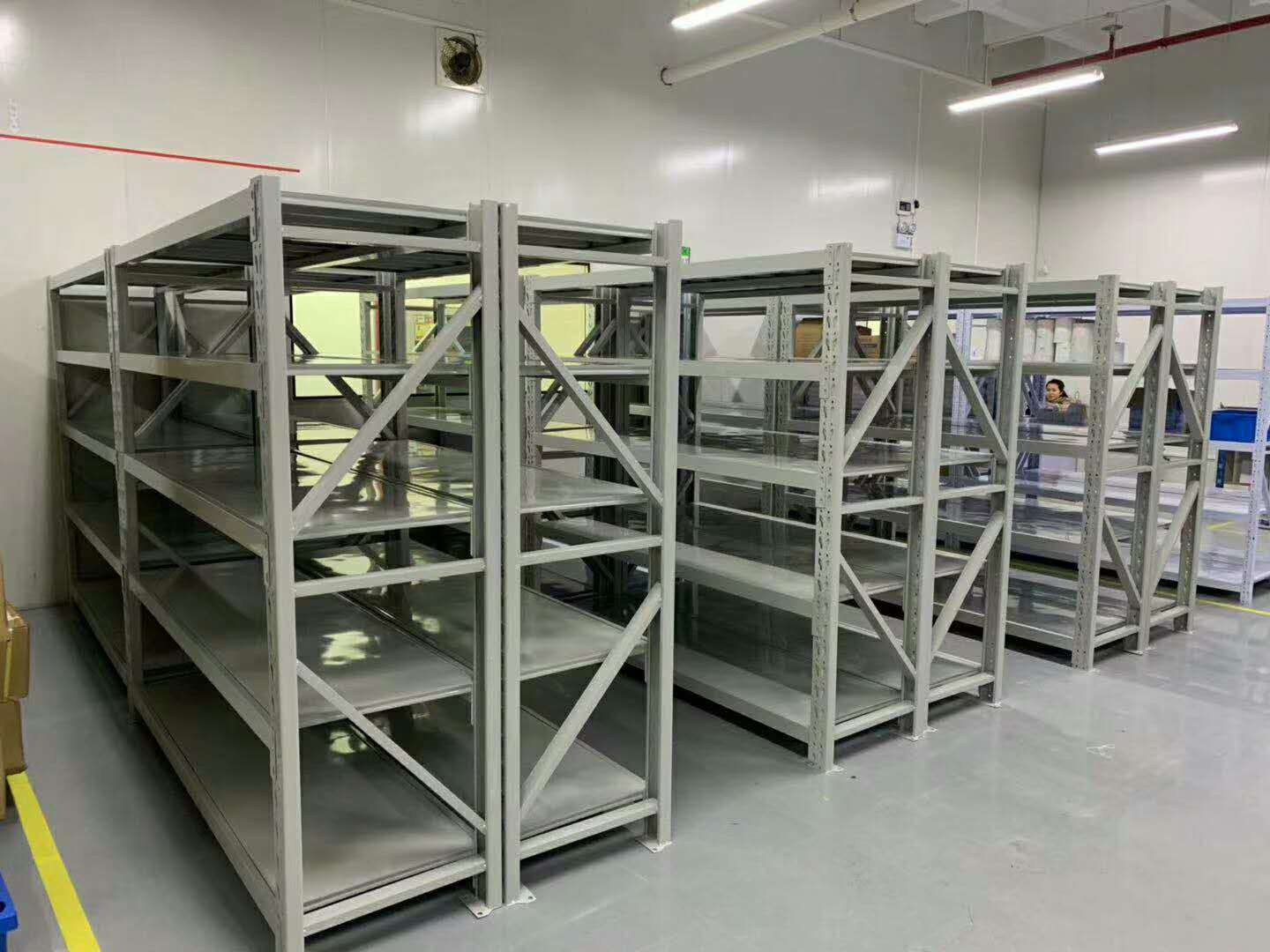 <b>仓库货架的特点和用途</b>