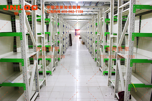 <b>仓储货架拼接安全问题不可忽视</b>