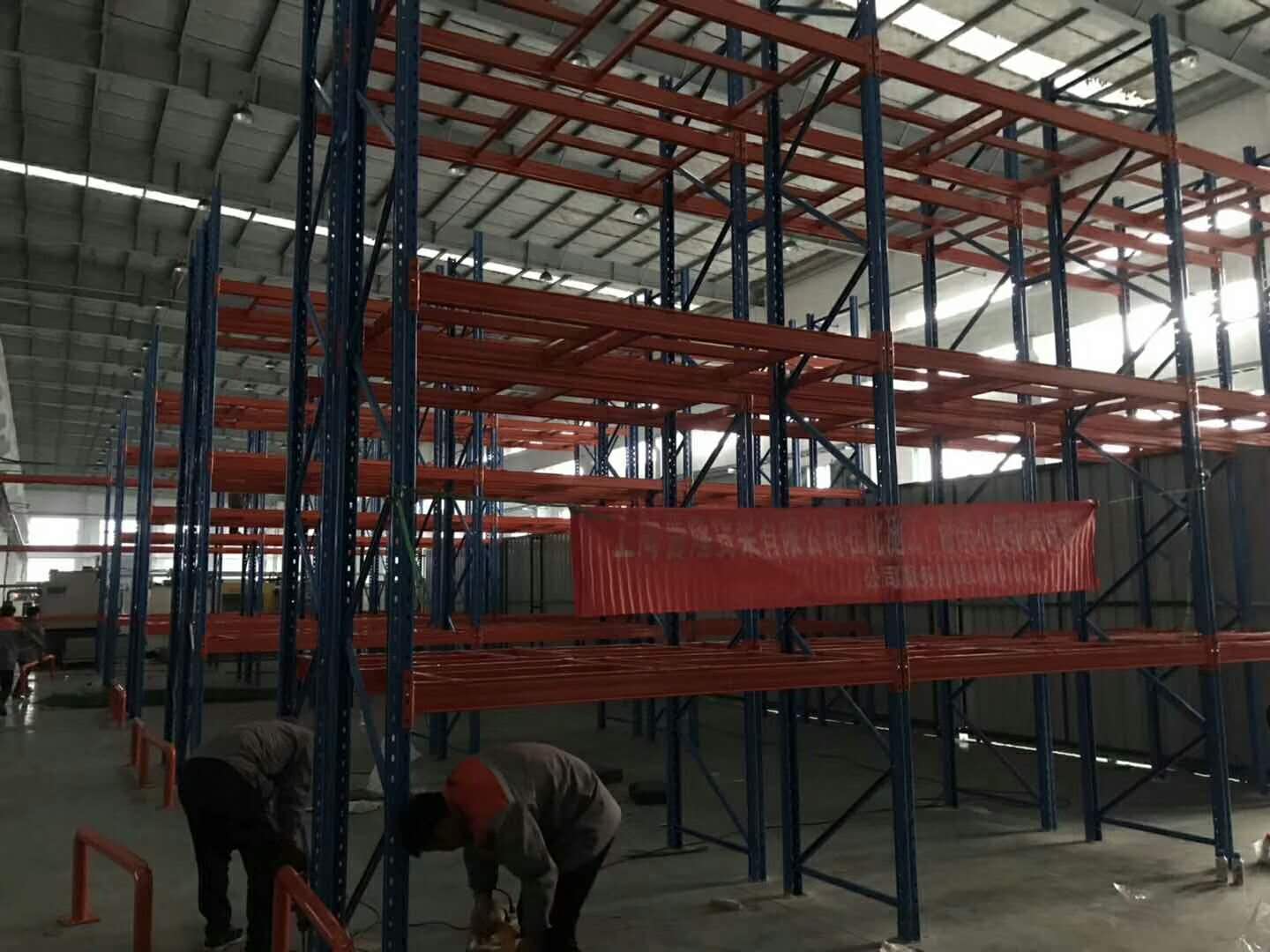 <b>上海货架厂家：仓库货架验收有哪些标准</b>