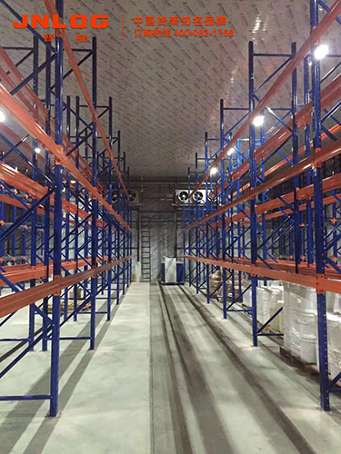 <b>仓库货架的保质期是多长时间?</b>