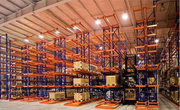 <b>仓储货架厂家报价根据</b>