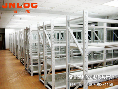 轻型货架.jpg 轻型货架.jpg